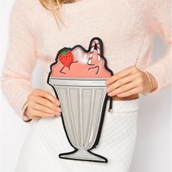 New Look Milkshake Clutch - Picture 1 of 4